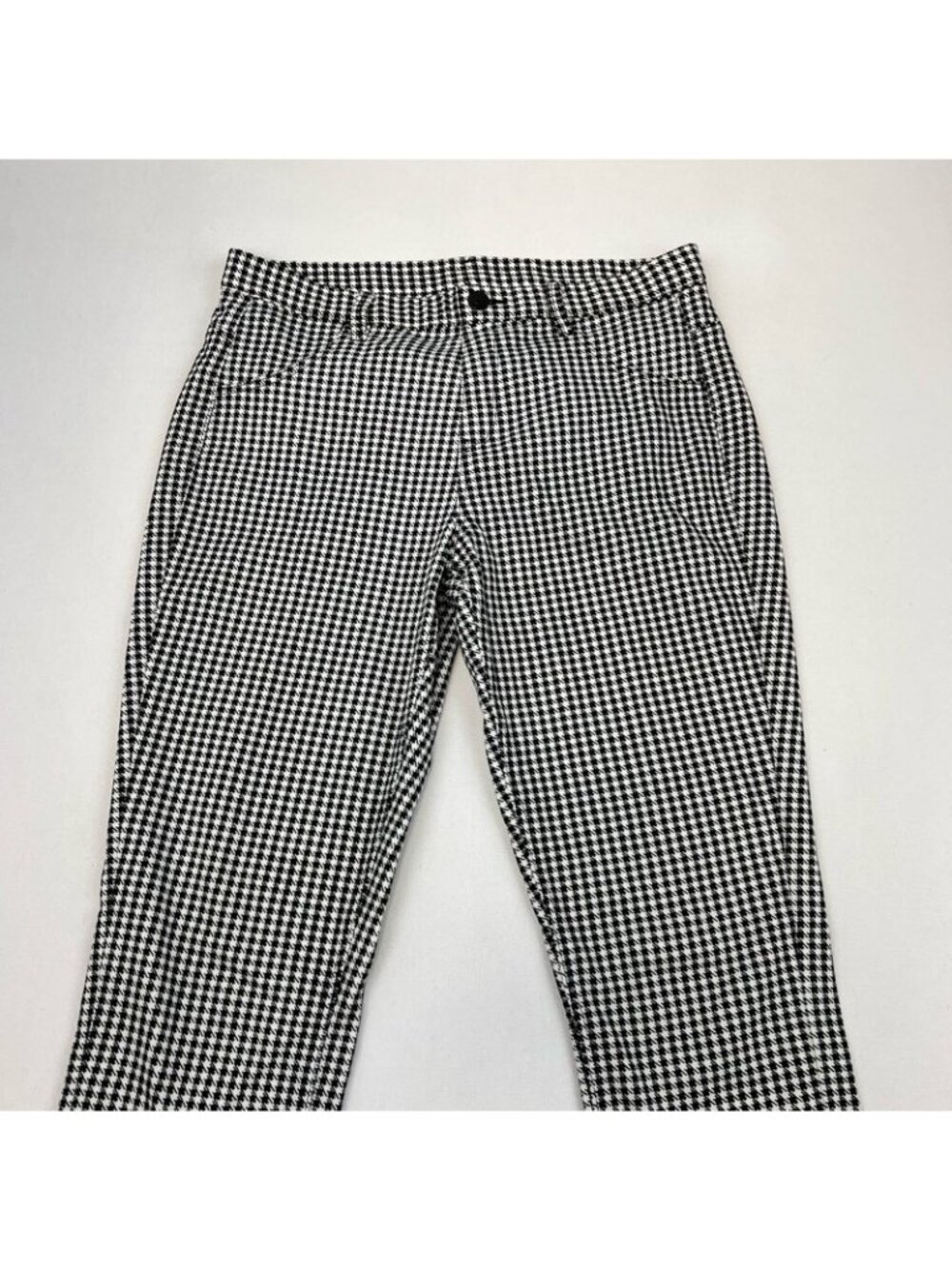 Uniqlo Womens Cropped Pants Black White Houndstooth Cuffed Pockets L Junior - Picture 2 of 11